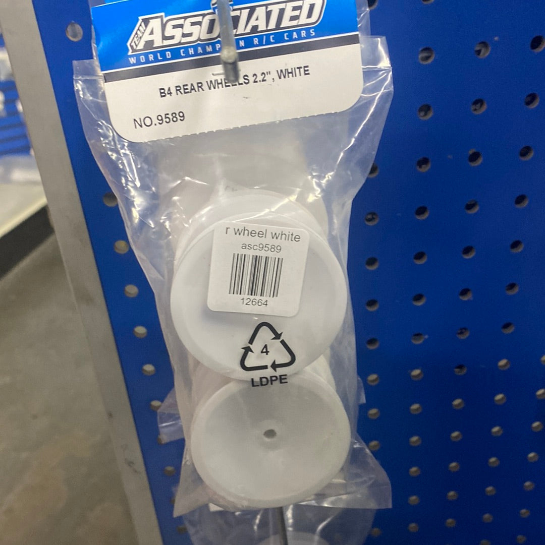 r wheel white, B4